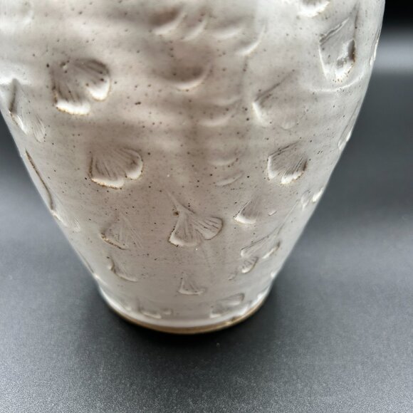 Frye Pottery White Glazed Owl Sculpture Signed Studio Gingko Leaf Rustic Owl - Picture 3 of 8